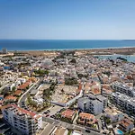 게스트하우스 Casa Vermelha 알보르